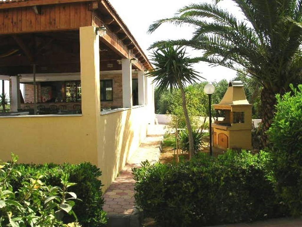 Mareva Hotel Apartments Herszonisszosz Kültér fotó