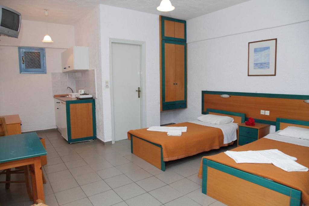 Mareva Hotel Apartments Herszonisszosz Kültér fotó