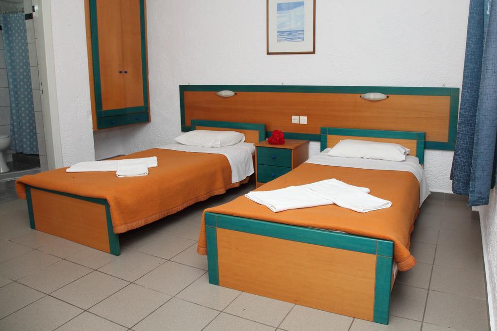 Mareva Hotel Apartments Herszonisszosz Szoba fotó